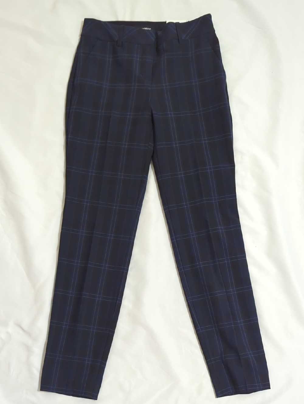 Express Columnist Mid Rise Ankle, Color Blue Plaid Size 00R